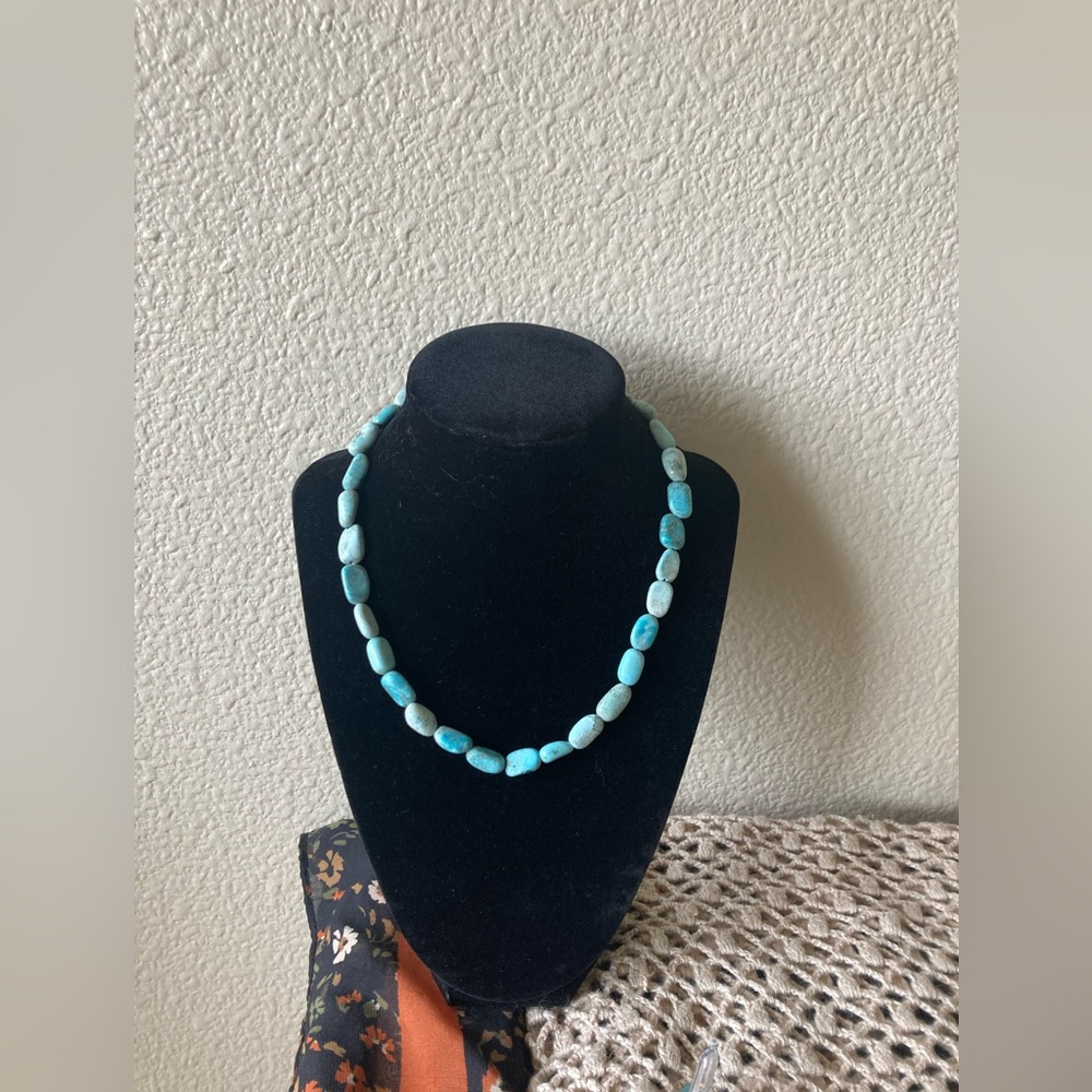 Artisan style Turquoise Colored Stone Choker Necklace